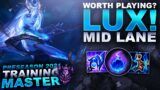 IS LUX WORTH PLAYING IN MID IN SEASON 11? | League of Legends