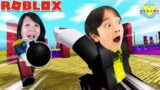 Ryan Winning Pass The Bomb Thing Game in ROBLOX! Let's Play with Ryan's Mommy
