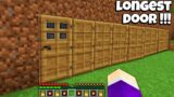 I found a LONGEST DOOR in DIRT in Minecraft ! What's INSIDE the SECRET DOOR ?