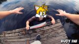 FNF Below The Depths Got Me Like but Tails Survived | Friday Night Funkin' VS Sonic Drowning